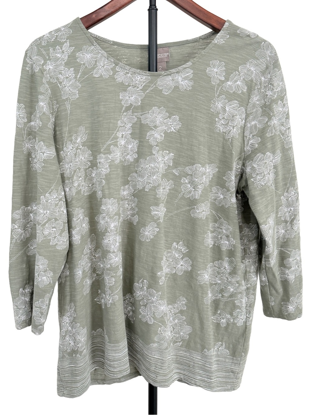 Chico’s Sage green floral 3/4 sleeve top 100% cotton sz (2) large naturecore